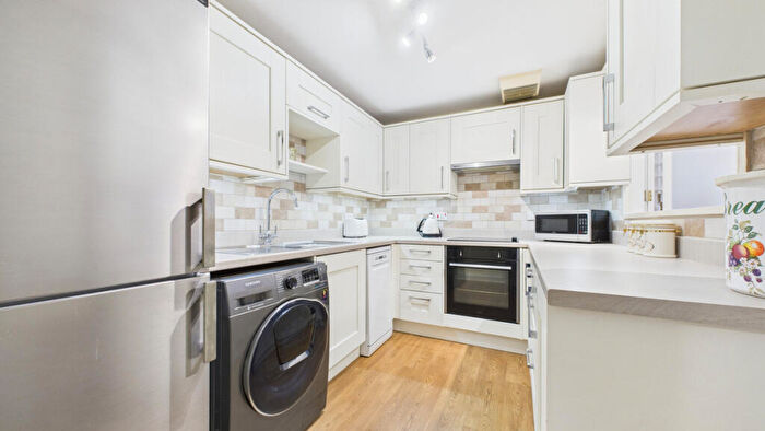 2 Bedroom Apartment For Sale In Station Road, Arnside, LA5