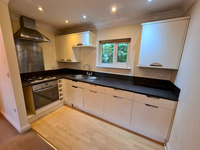 1 Bedroom Apartment To Rent In Wincanton, BA9