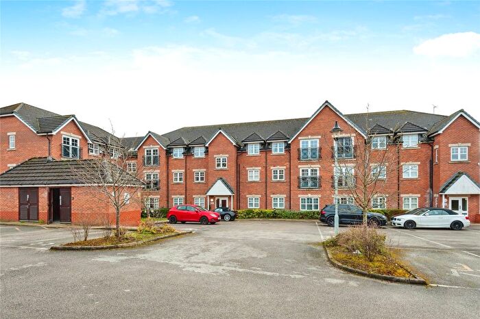 2 Bedroom Flat For Sale In Cronton Lane, Widnes, Cheshire, WA8