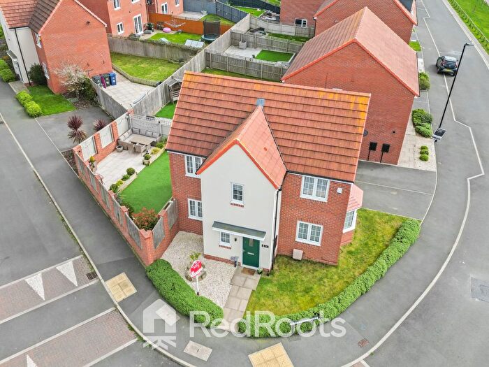 3 Bedroom Detached House For Sale In Colliery Road, Woodlands, Doncaster, DN6