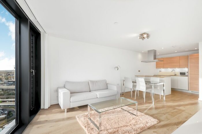 2 Bedroom Flat To Rent In Station Street, London, E15