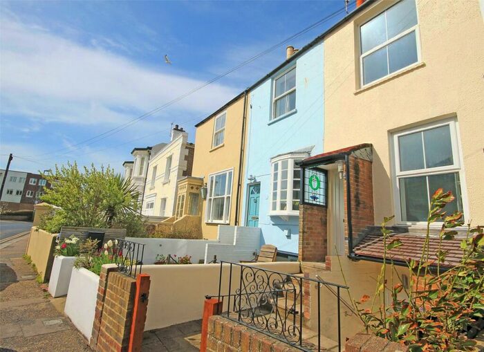 Flat To Rent In New Road, Shoreham, BN43
