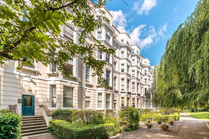 Studio To Rent In Colville Gardens, Westbourne Grove, London, W11