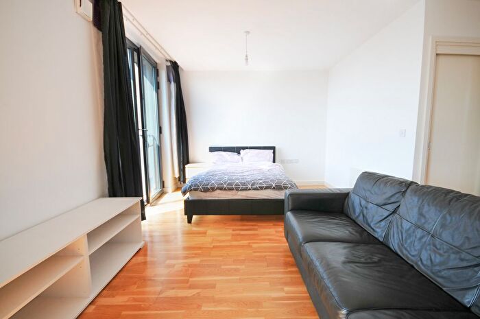 1 Bedroom Flat To Rent In Studio Apartment – The Hub, Piccadilly Place, Manchester City Centre, M1