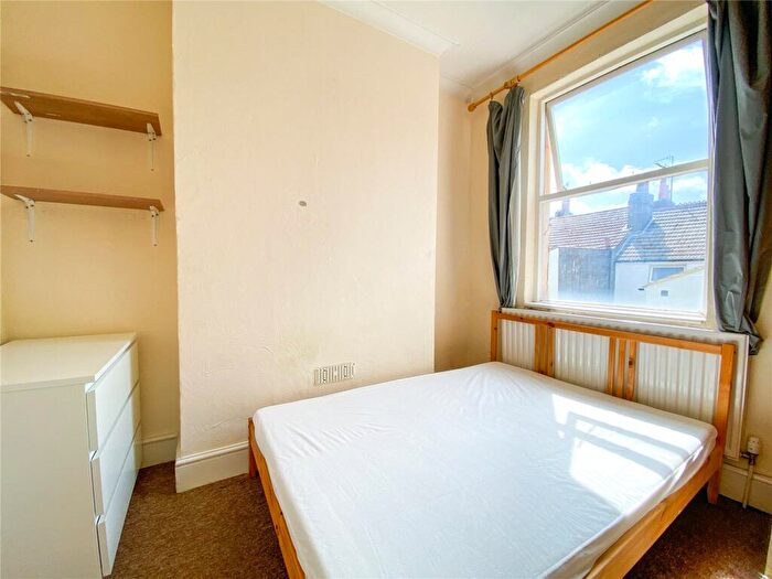 1 Bedroom Terraced House To Rent In Viaduct Road, Brighton, East Sussex, BN1