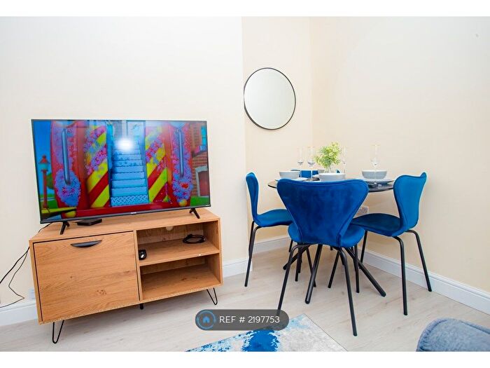 3 Bedroom Terraced House To Rent In Craig Road, Manchester, M18