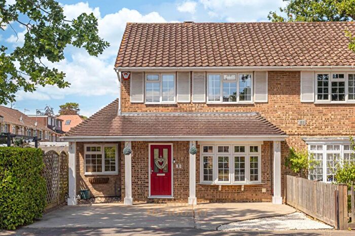 3 Bedroom Semi-Detached House For Sale In Chapel Road, Smallfield, RH6