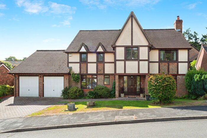 5 Bedroom Detached House For Sale In Baldock Road, Wadhurst, TN5