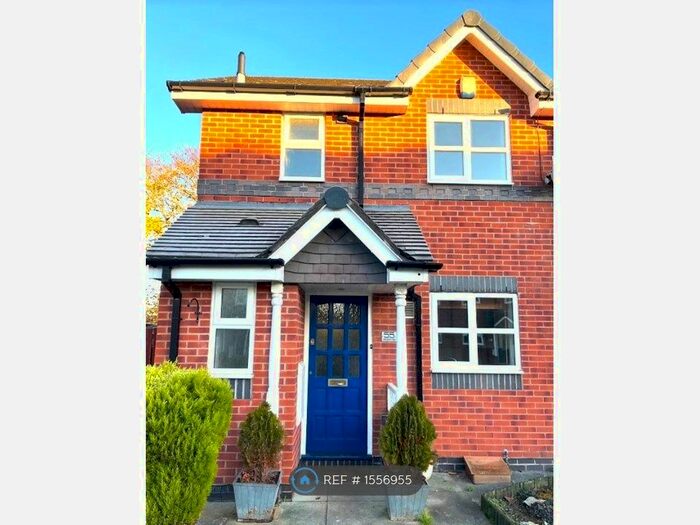 3 Bedroom Semi-Detached House To Rent In Willoughby Close, Old Hall, Warrington, WA5