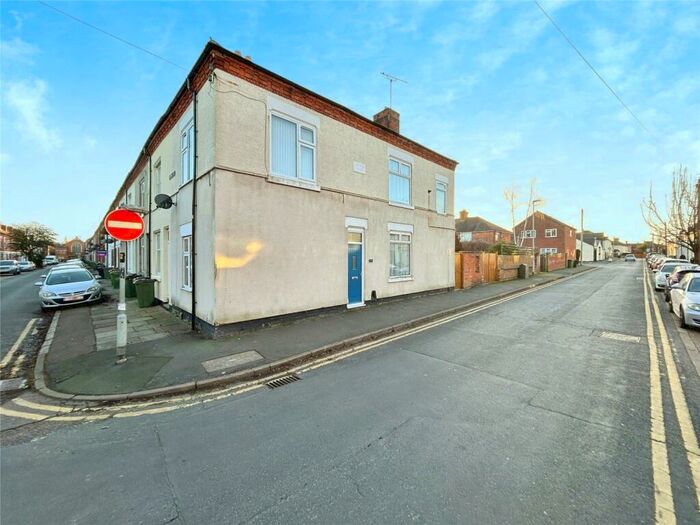 2 Bedroom End Of Terrace House To Rent In Glengate, Wigston, Leicestershire, LE18