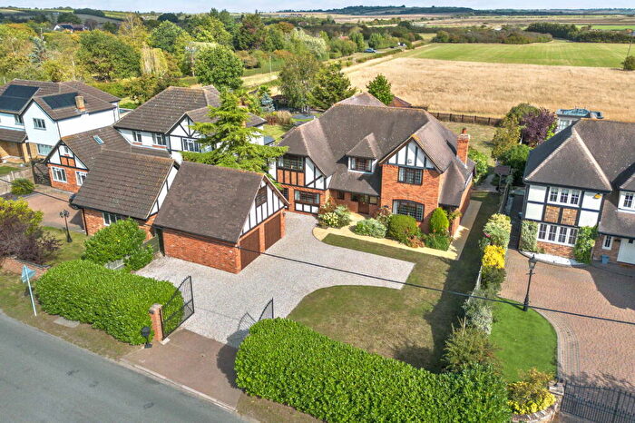 5 Bedroom Detached House For Sale In Fambridge Road, North Fambridge, CM3