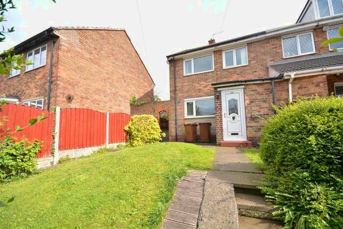 2 Bedroom Terraced House To Rent In Simpsons Lane, Knottingley, WF11