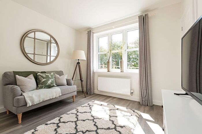 4 Bedroom Detached House For Sale In Pakenham Road, Waterlooville, PO7