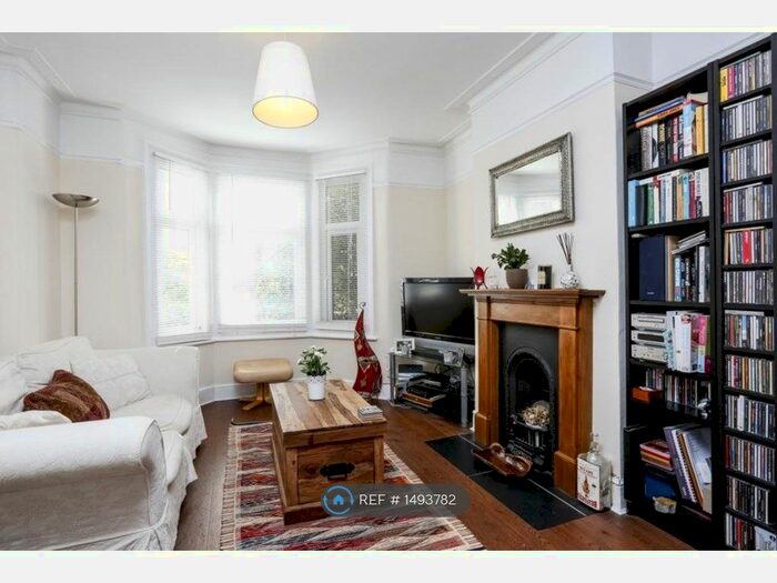 3 Bedroom Terraced House To Rent In Wimbledon Road, London, SW17