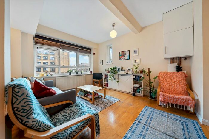 2 Bedroom Flat To Rent In Bethnal Green Road, City View House, E2
