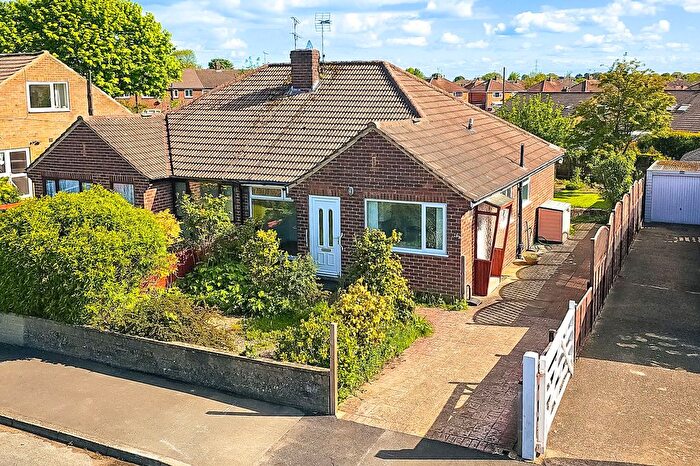 3 Bedroom Bungalow For Sale In Poplar Way, Harrogate, HG1