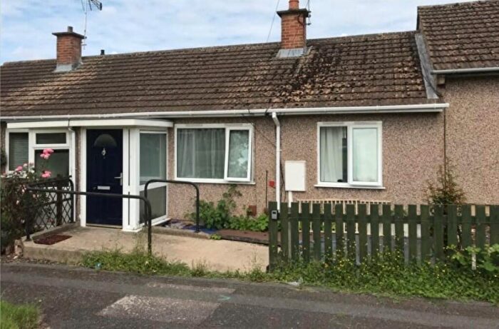 2 Bedroom Terraced Bungalow To Rent In Tarbat Road, Leicester, Leicestershire, LE5