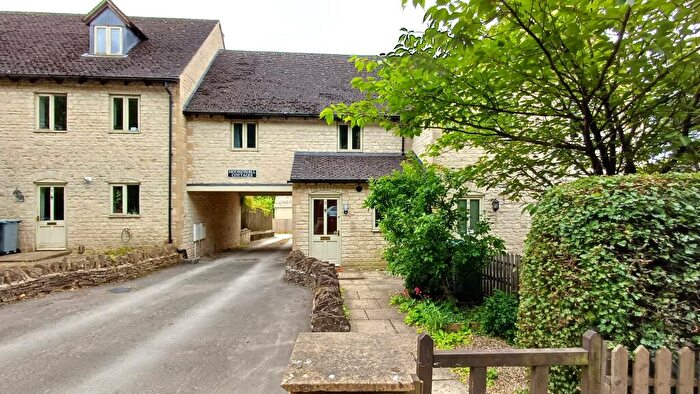 3 Bedroom Terraced House For Sale In Worcester Road, Chipping Norton, OX7