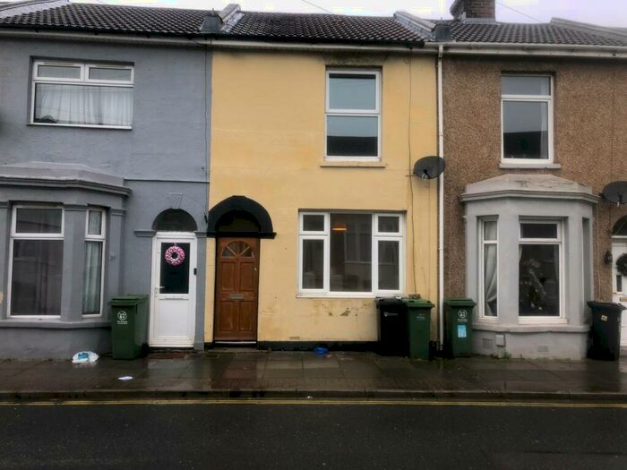 2 Bedroom Terraced House To Rent In Cromwell Road, Southsea, PO4