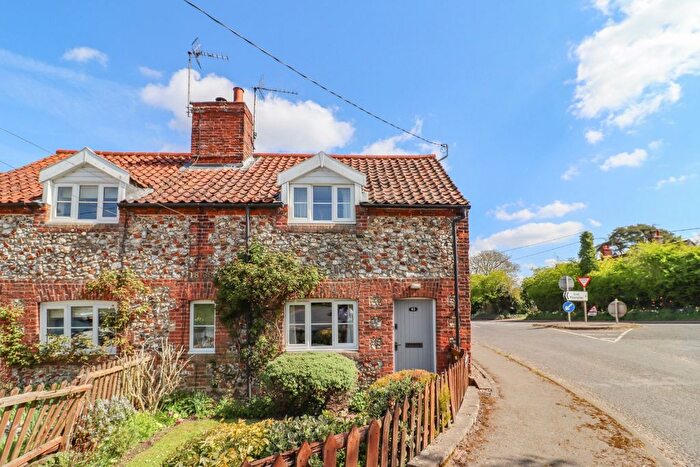 2 Bedroom Cottage For Sale In The Green, Weasenham, PE32