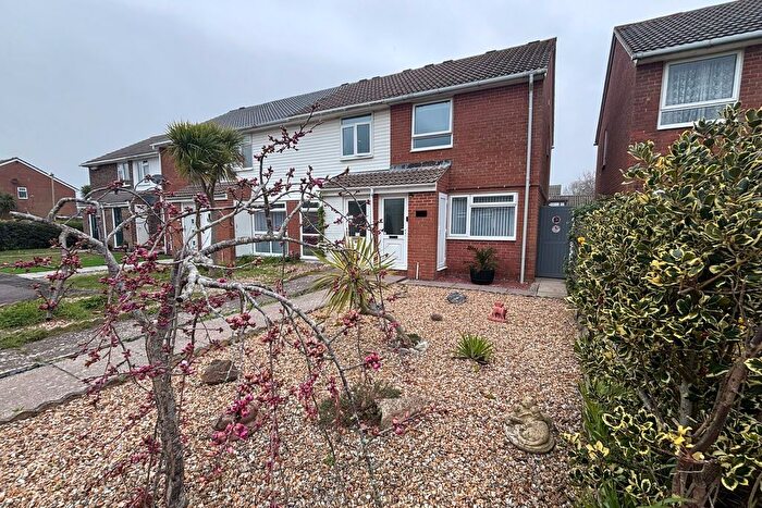 2 Bedroom End Terrace House For Sale In Spruce Walk, Lee-On-The-Solent, PO13