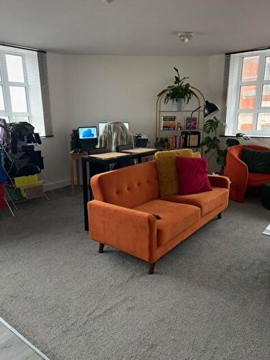 1 Bedroom Apartment To Rent In High Street, Nottingham, Nottinghamshire, NG10