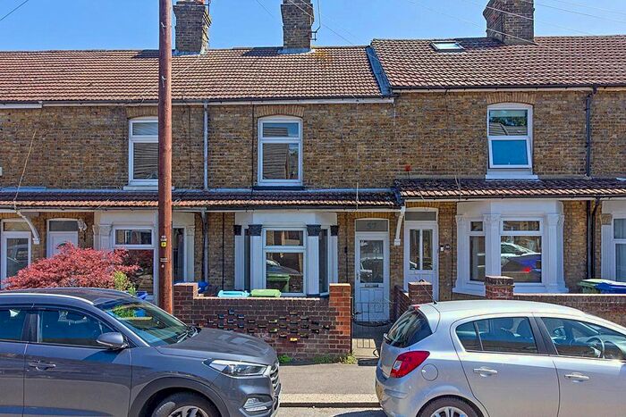 3 Bedroom Terraced House To Rent In Burley Road, Sittingbourne, Kent, ME10
