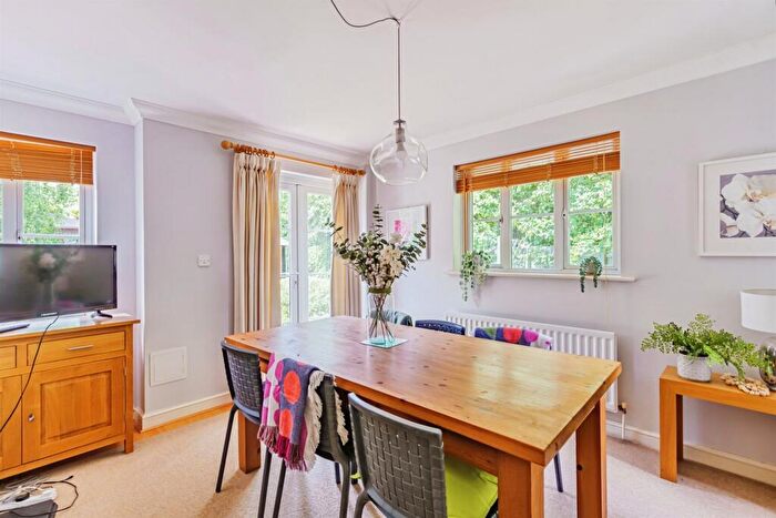 4 Bedroom Detached House For Sale In Swan Court, South Chailey, Lewes, BN8