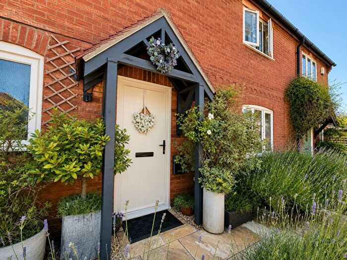 3 Bedroom Semi-Detached House For Sale In Ivy Lane, Stewkley, LU7
