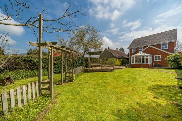 4 Bedroom Detached House To Rent In Terrace Road North, Binfield, RG42