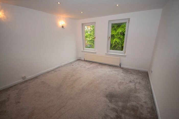 3 Bedroom End Terrace House To Rent In Jenny Gray Path Wm, Glenrothes, KY7