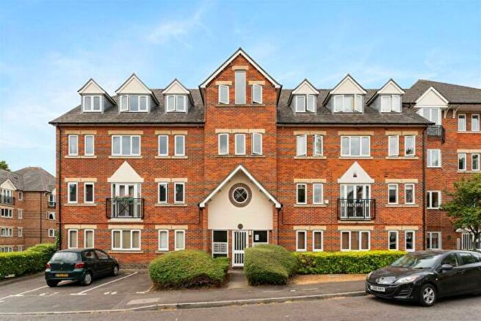 1 Bedroom Flat To Rent In Victory Road, London, E11