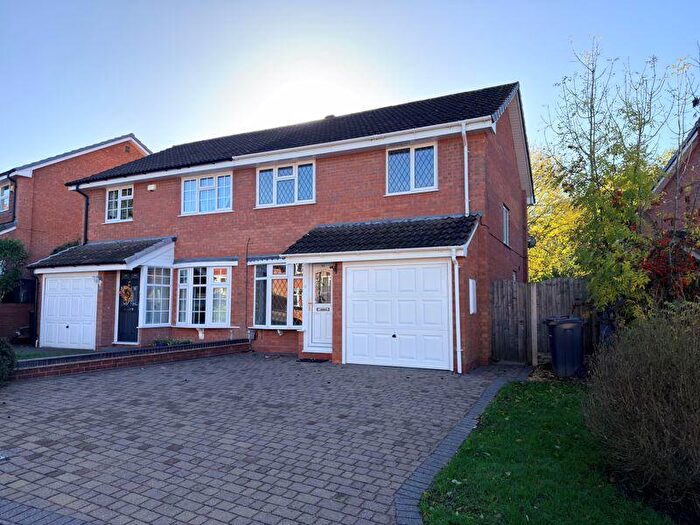 3 Bedroom Semi Detached House For Sale In Retford Drive, Sutton Coldfield, B76