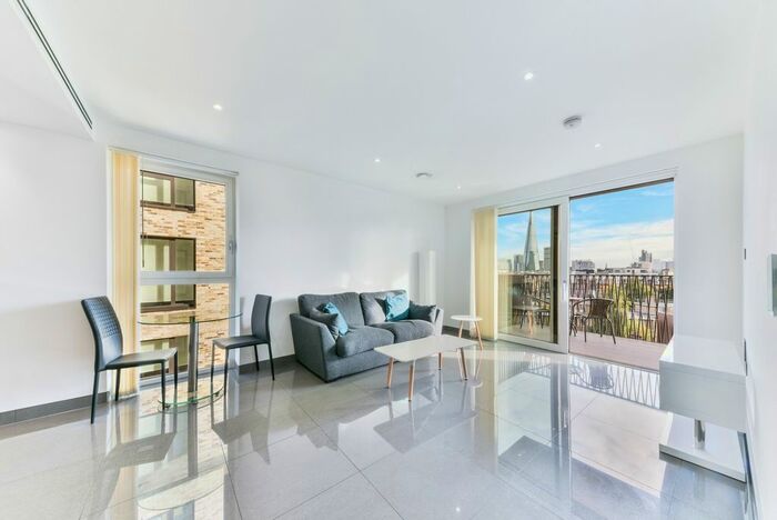 1 Bedroom Flat To Rent In Buckstone Apartments, Blackfriars Circus, London, SE1