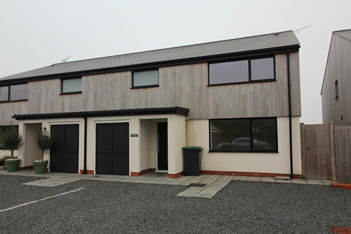 3 Bedroom House To Rent In Cheddington Lane, Long Marston, Tring, HP23