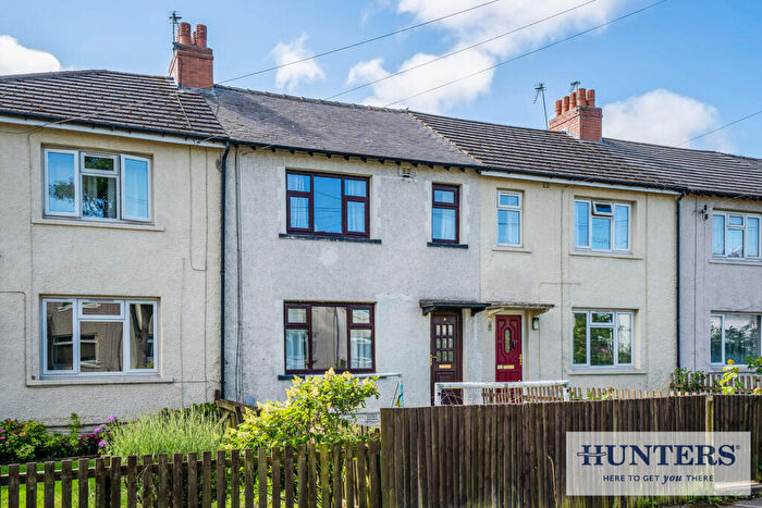 3 Bedroom Terraced House For Sale In Westfield Avenue, Yeadon, Leeds, LS19