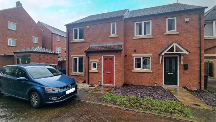 3 Bedroom Semi Detached House To Rent In Marshall Crescent, Stourbridge, DY8