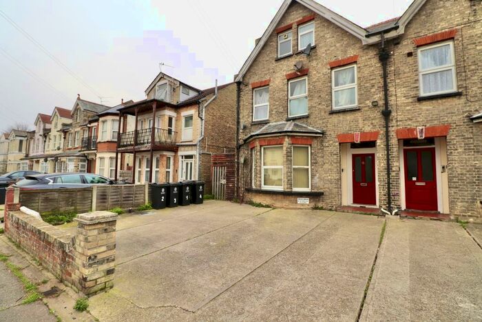 1 Bedroom Flat To Rent In Town Centre, Hayes Road, Clacton-on-Sea, CO15