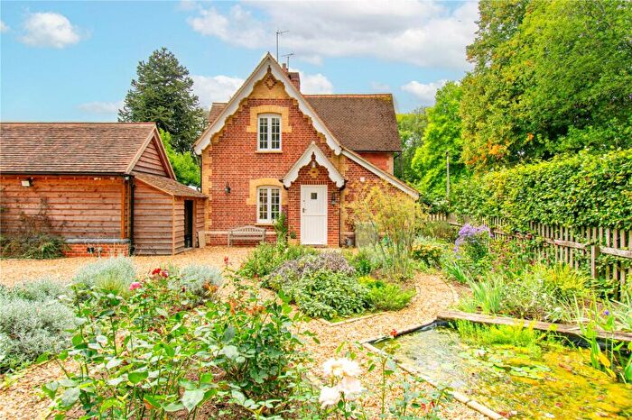 3 Bedroom Semi-Detached House For Sale In Cadley, Marlborough, SN8
