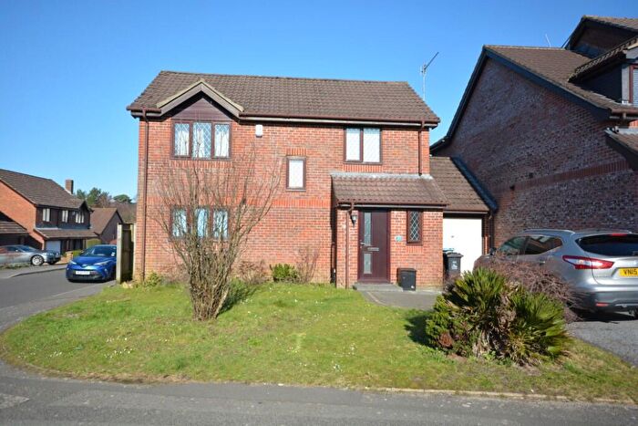 4 Bedroom Detached House For Sale In Portesham Way, Canford Heath, Poole, Dorset, BH17