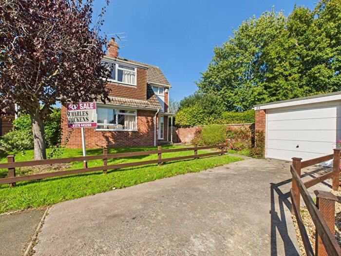 3 Bedroom Detached House For Sale In Woodland Avenue, Bridgwater, TA7