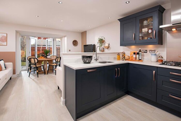 3 Bedroom Semi-Detached House For Sale In Inkersall Road, Staveley, Chesterfield, S43