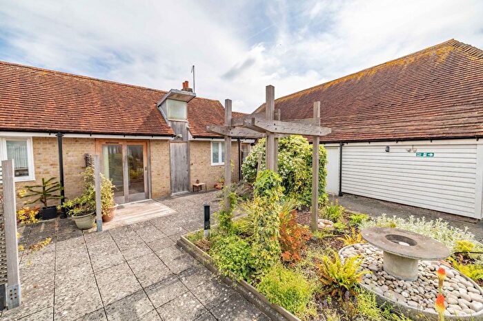 2 Bedroom Flat For Sale In City Gardens, Iron Bar Lane, Canterbury, CT1