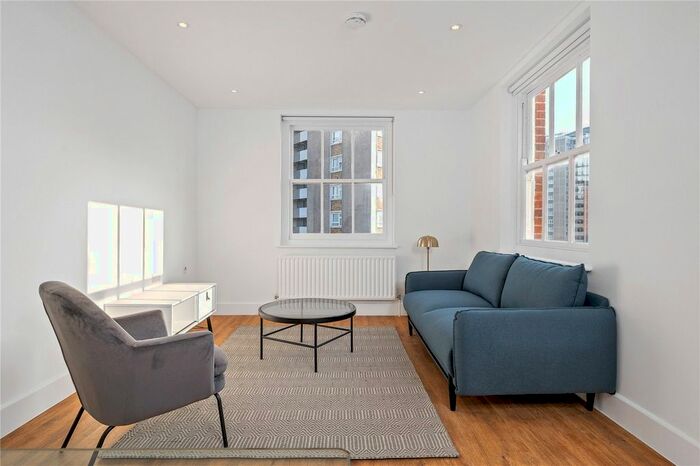 1 Bedroom Flat To Rent In St Mark's Apartments, City Road, London, EC1V