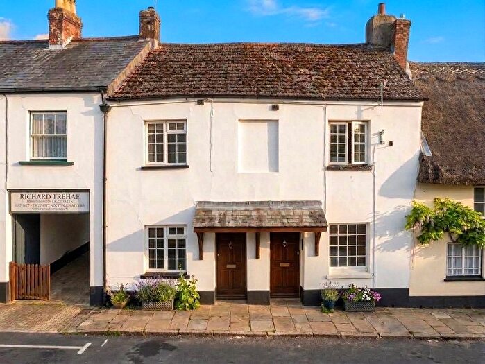 2 Bedroom Terraced House For Sale In Bridge Street, Hatherleigh, Okehampton, EX20