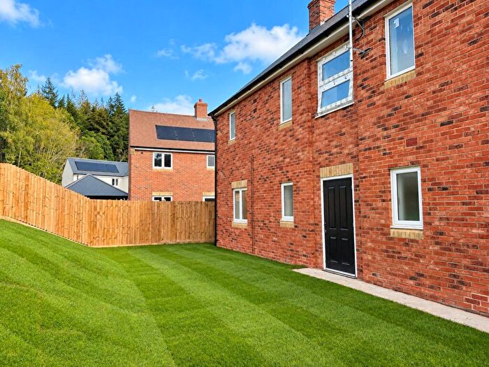 1 Bedroom Flat For Sale In Daggons Road, Alderholt, Fordingbridge, SP6