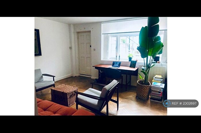 1 Bedroom Flat To Rent In St. Peter's Street, London, N1