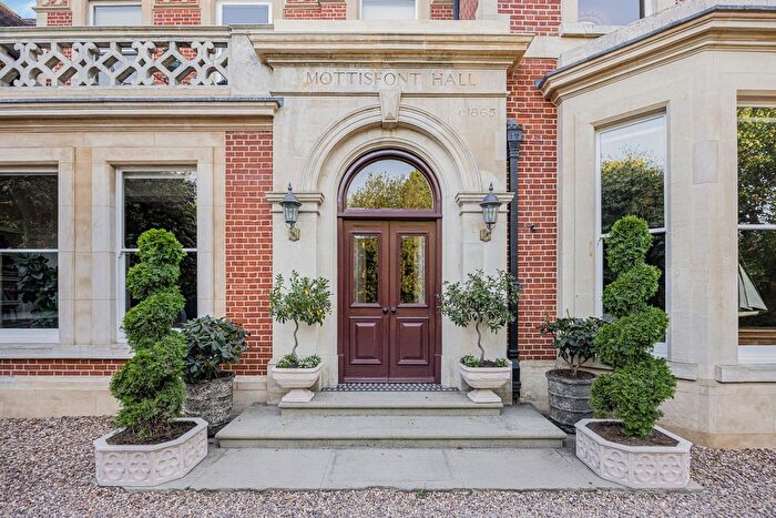 8 Bedroom Property For Sale In Court Road, Eltham, London, SE9