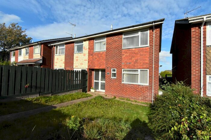 3 Bedroom Semi-Detached House To Rent In St. Davids Close, Bulwark, Chepstow, NP16