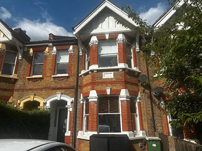 2 Bedroom Flat For Sale In Hatherley Road, Sidcup, Kent, DA14